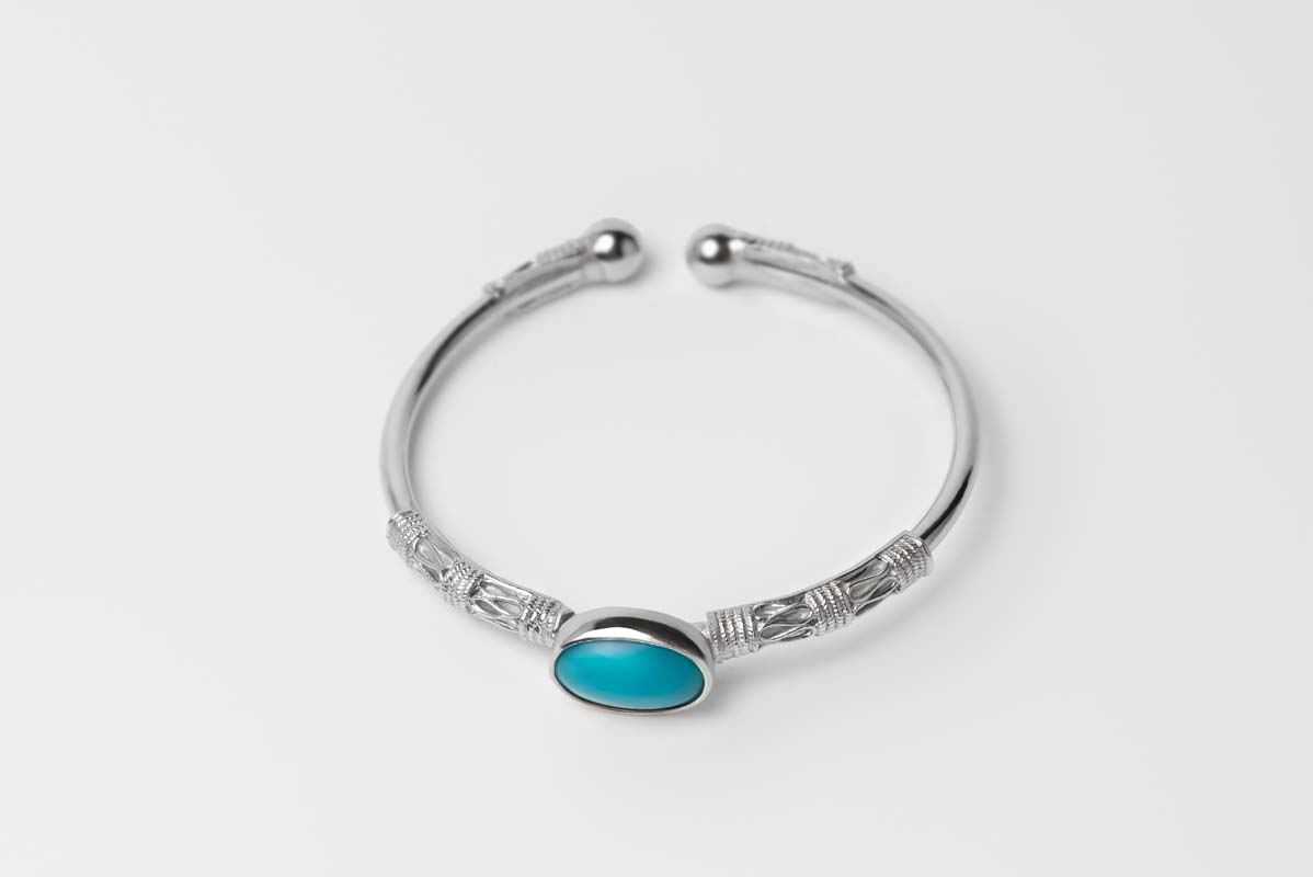 Signature Silver & Turquoise Stone Bangle